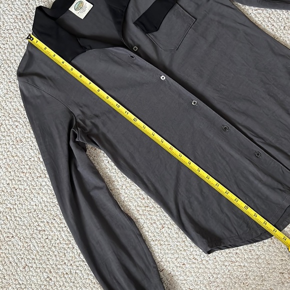 Ramblers Way lightweight button down wool top - Picture 7 of 7